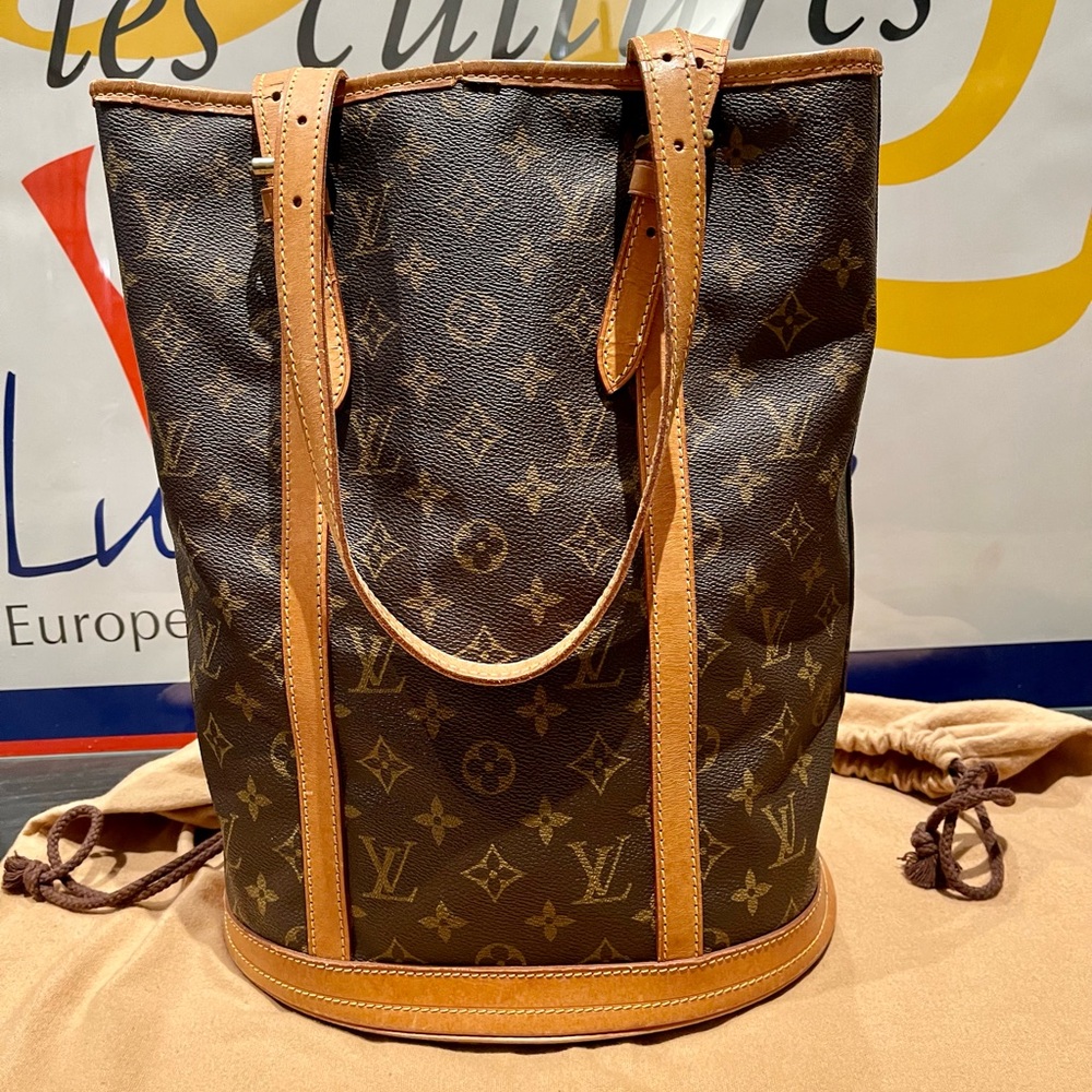 *FLASH SALE* Louis Vuitton Bucket GM Monogram Large Tote Bag - Picture 15 of 16